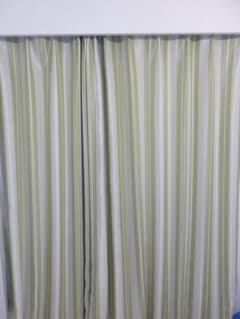 （９９％遮光）アルザストライプ柄（色：グリーン） 100×210cm　２枚のサムネイル
