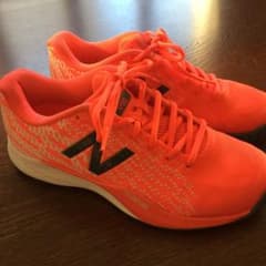 ニューバランステニスシューズ 24.5センチのサムネイル