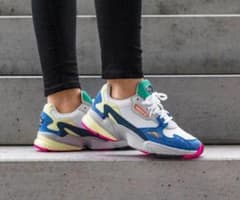 adidas アディダス ファルコン 27.5のサムネイル