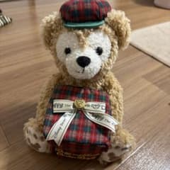 ダッフィー ぬいぐるみ チェック柄帽子付きのサムネイル