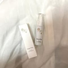 HONEYROA ビタッチハンドエッセンスのサムネイル