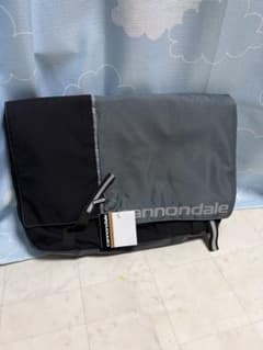 新品未使用‼️ CANNONDALE ブラックノーキル メッセンジャーバッグ