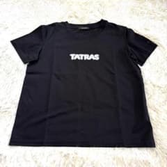 【新品同様】TATRAS ANDEZスプレープリント風ロゴプリントTシャツ L 新品同様】TATRAS ANDEZスプレープリント風ロゴプリントTシャツ L