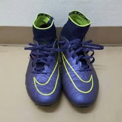 ナイキ サッカースパイク ハイパーヴェノムのサムネイル