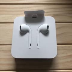 iPhone8 純正イヤホンのサムネイル