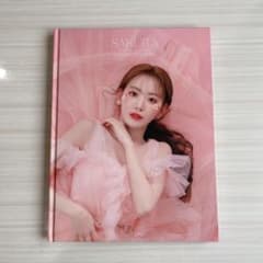 宮脇咲良 卒業フォトブック 写真集のサムネイル