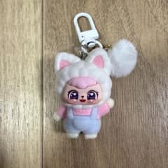 ふわふわ猫着ぐるみ キーホルダーのサムネイル