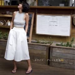 nala ドレスパンツ ホワイト - メルカリ