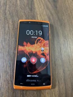 docomo AQUOS PHONE si SH-07E オレンジ 動作品のサムネイル