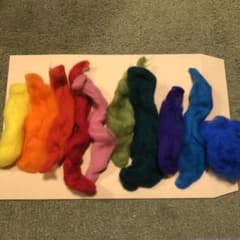 羊毛フェルトのサムネイル