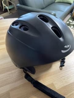 GIRO スキースノーボードヘルメットのサムネイル