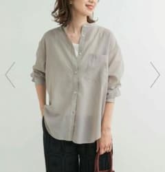 新品タグ付きアーバンリサーチドアーズバンドカラーシャツのサムネイル
