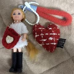 オシャレで可愛い♪じゃらじゃら　ファッションドールチャームのサムネイル