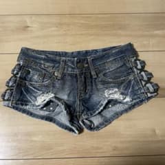 d.i.a. ダメージショートデニム　25サイズのサムネイル