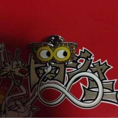 ピンバッチ黄のサムネイル