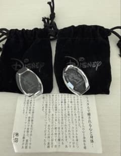 【未使用】Disney スティッチクリスタルガラス オブジェ 2個セット巾着付き
