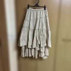ベージュ フレアスカート 段差デザイン