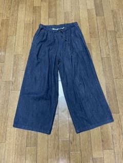 無印良品　ワイドパンツのサムネイル