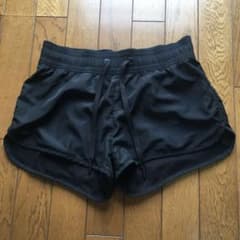 H&M スポーツ ショートパンツ ヨガのサムネイル
