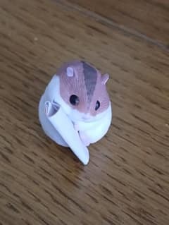 おみくじハムスター カプセルトイのサムネイル