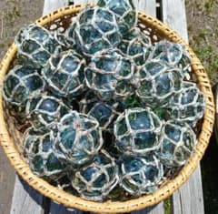 ガラス浮き玉 40個 約8〜8.5cm - メルカリ