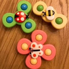 ハンドスピナー くるくる おもちゃ 吸盤付き 3点セットのサムネイル