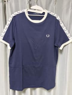 FRED PERRY フレッドペリー　トラックテープデザイン リンガーTシャツのサムネイル