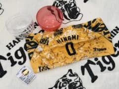 ★Hanshin Tigers★ Kinami player 2025 Gachagacha player name Petit towel Ururu tiger ver.