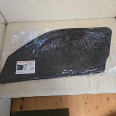 ハイエースLaser Shades フロントガラス用サンシェード 2枚セット