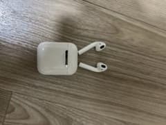 j*k様 Apple AirPods 本体 ホワイト - メルカリ