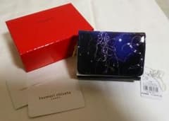 ツモリチサトキャリー   二つ折り財布  新品・未使用品のサムネイル