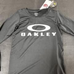 OAKLEY 長袖　130cm ブラックのサムネイル