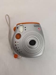 富士フイルム Instax Mini インスタントカメラ 本体のサムネイル