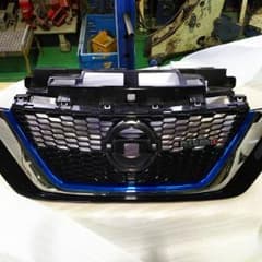 日産 ノート e-power グリルのサムネイル