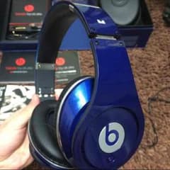 beatsヘッドフォンキノさんのサムネイル