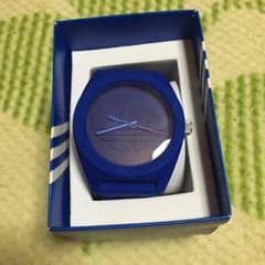 アディダスオリジナル時計のサムネイル