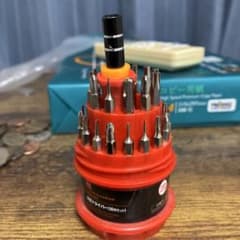 DAISO 精密ドライバー 30本セットのサムネイル