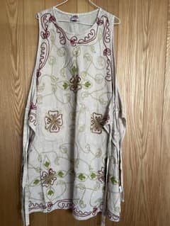 刺繍入りエプロンのサムネイル