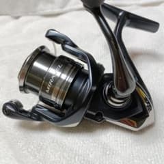 SHIMANO MIRAVEL C2000S スピニングリール 本体⑤のサムネイル