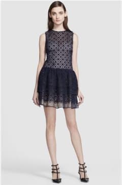 超美品　RED VALENTINO 総レース ミニワンピース　42のサムネイル