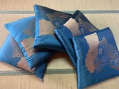客用座布団のサムネイル