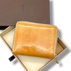 美品】Louis Vuitton ルイヴィトン ヴェルニブルーム 折り財布 - メルカリ