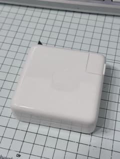 Apple 純正 96W USB-C 電源アダプタ A2166のサムネイル