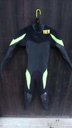 VIEW&ビラボン ウェットスーツ セミドライのサムネイル