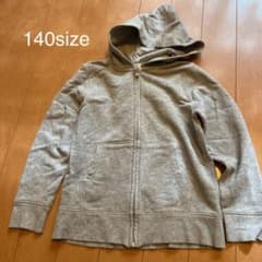 パーカー グレー　140sizeのサムネイル