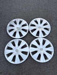 トヨタ 純正 15インチ ホイールキャップ 4枚セットのサムネイル
