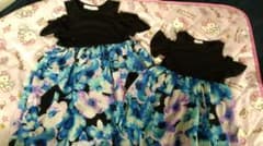 肩出し花柄ワンピースのサムネイル