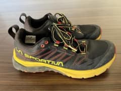 LA SPORTIVA JACKALブラック／イエロー サイズEU41のサムネイル