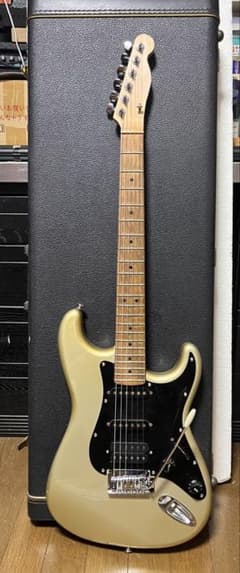 ジャンク！メイビス・ショートスケール・ストラト！加工あり。ハードケース付き！ ジャンク！メイビス・ショートスケール・ストラト！加工あり