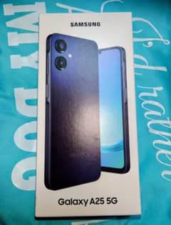 Samsung Galaxy A25 5G 本体 SC-53F　新品　ブラックのサムネイル